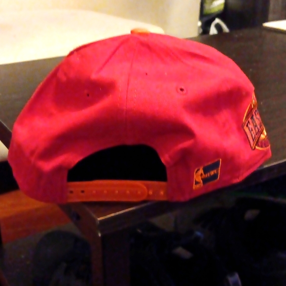 MIAMI HEAT NEW ERA HAT SNAPBACK - Picture 2 of 3